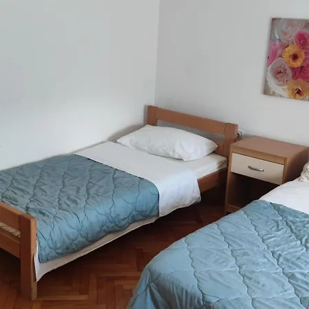 Apartman Mamamaria דירה